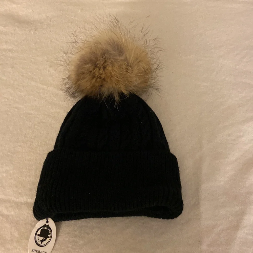 Warm hat,real raccoon Pom Pom,new - Picture 4 of 5
